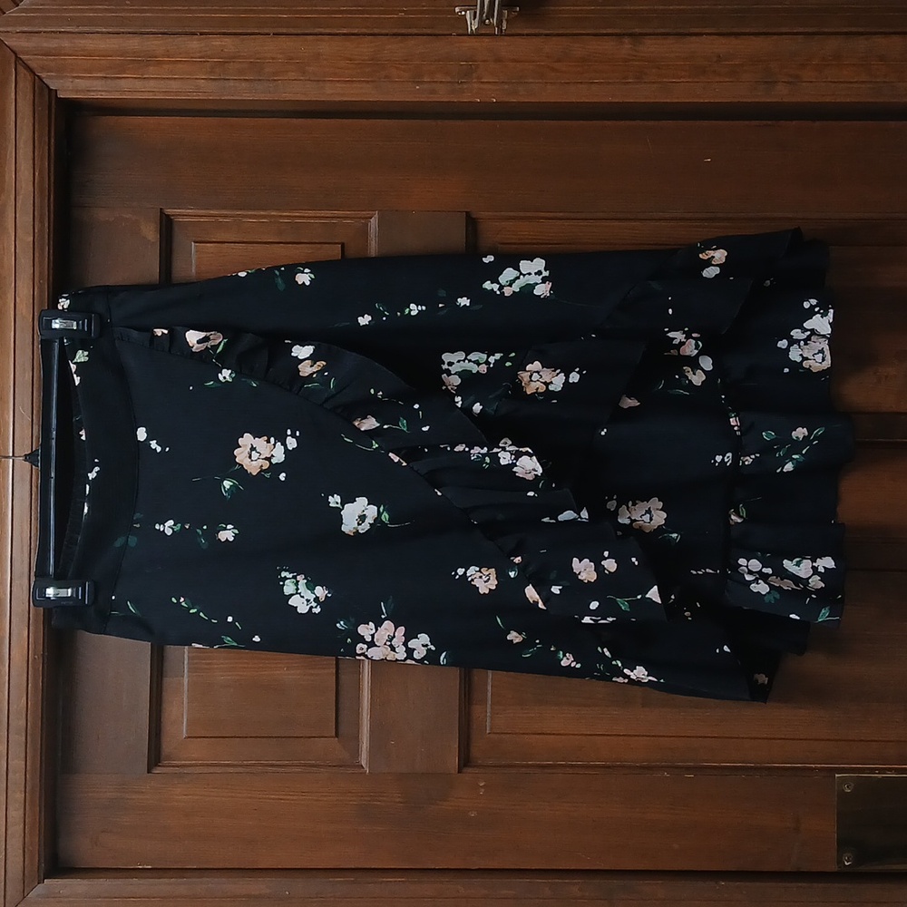 LC Lauren Conrad Floral Wrap Skirt